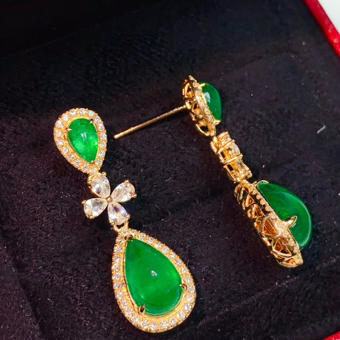 14k Gold 5.58 Ctw Natural Emerald & Diamond Earrings - 4
