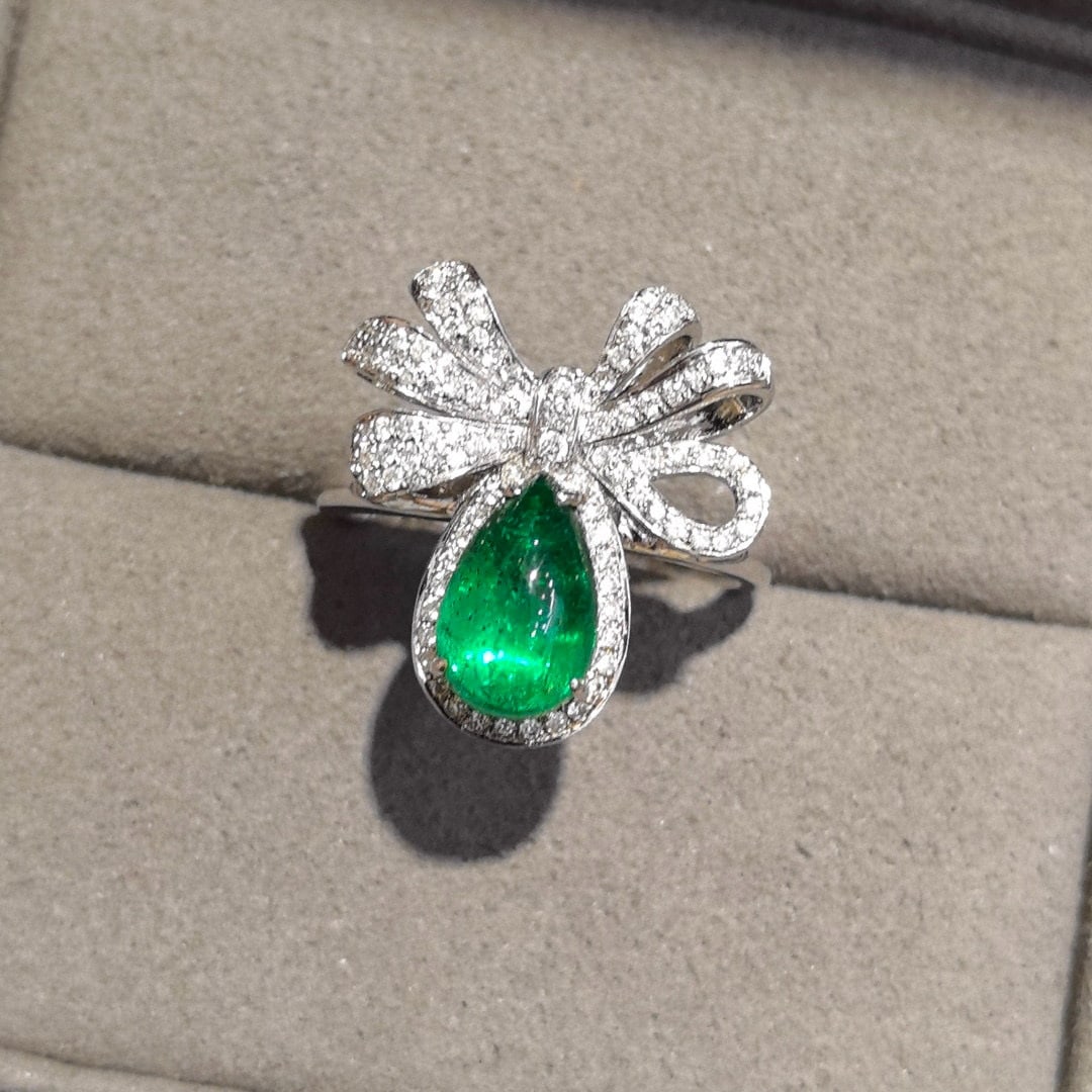 14k Gold 2.14 Ctw Vivid Green Natural Emerald & Diamond Ring - 5