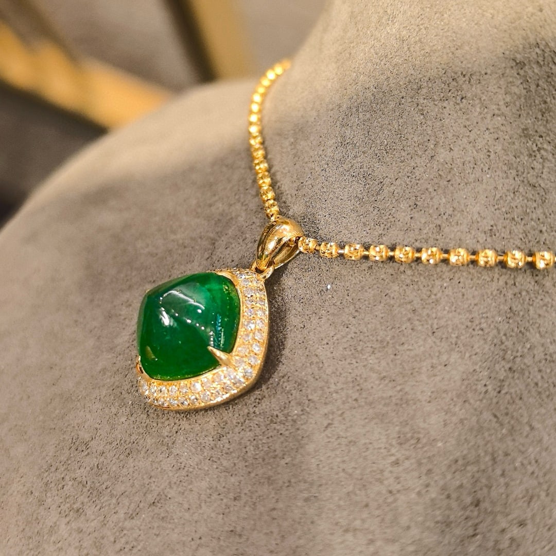 14k Gold 5.80 Ctw Vivid Green Natural Emerald & Diamond Pendant( Without Chain ) - 3