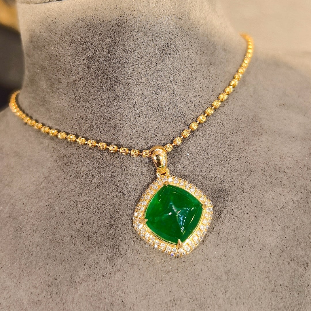 14k Gold 5.80 Ctw Vivid Green Natural Emerald & Diamond Pendant( Without Chain ) - 5