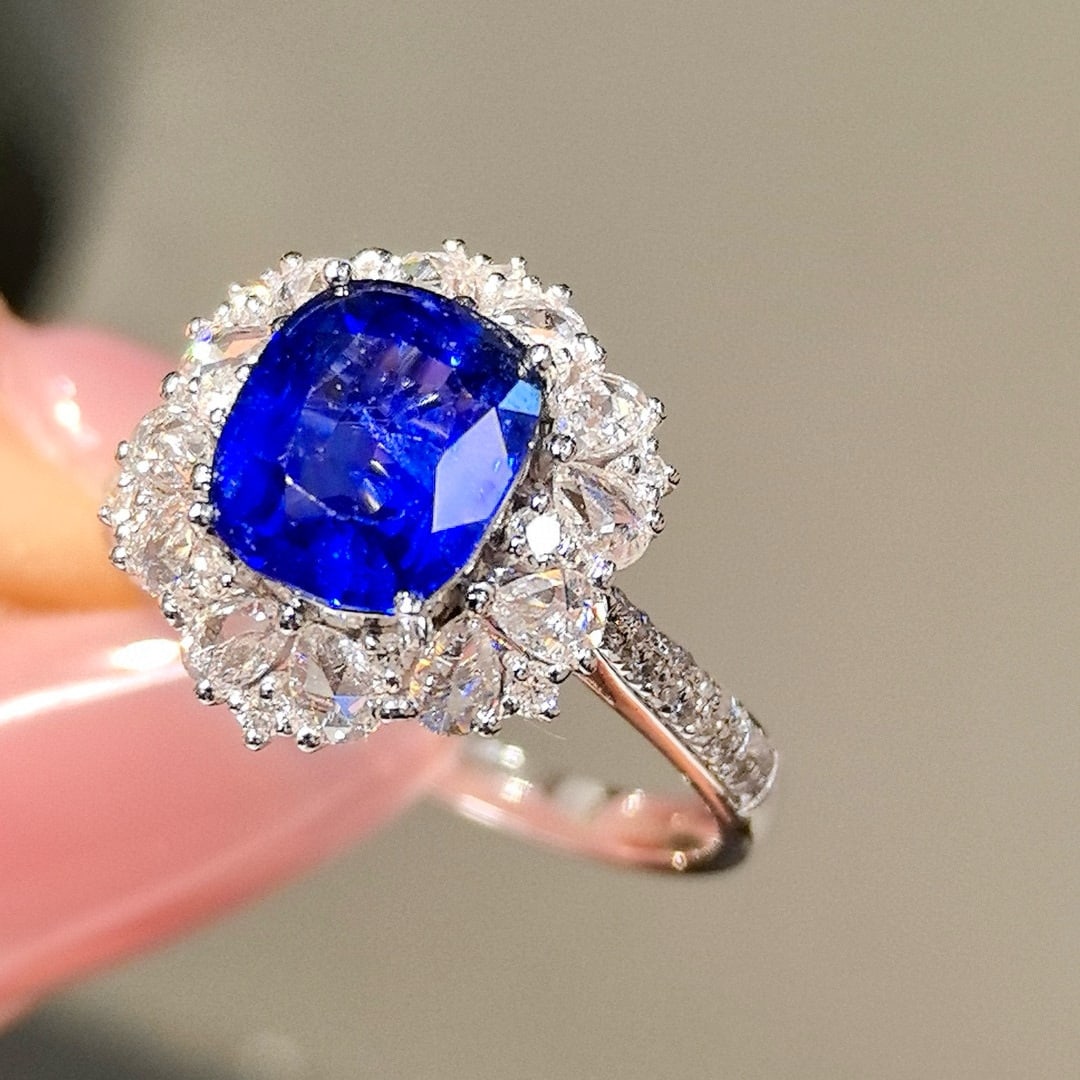 14k Gold 2.77 Ctw Natural Sapphire & Diamond Ring - 4