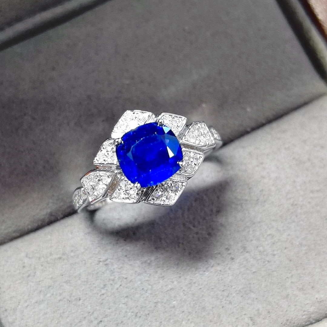 14k Gold 1.97 Ctw Natural Sapphire & Diamond Ring - 3