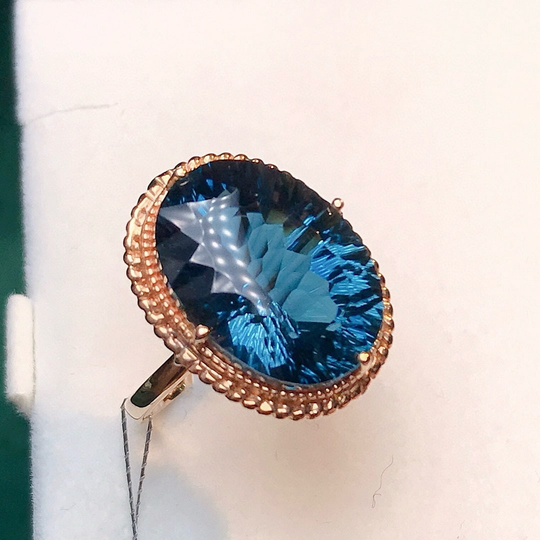 14k Gold 16.05 Ct Natural Topaz Ring - 4