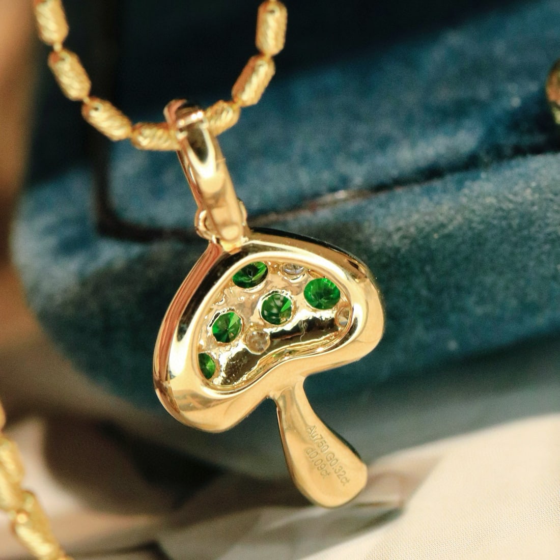 14k Gold 0.41 Ctw Vivid Green Natural Tsavorite & Diamond Pendant( Without Chain ) - 3