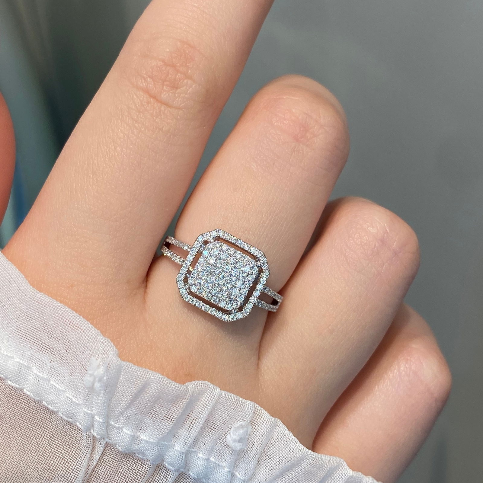 14k Gold 0.5 Ct Natural H Diamond Ring - 7