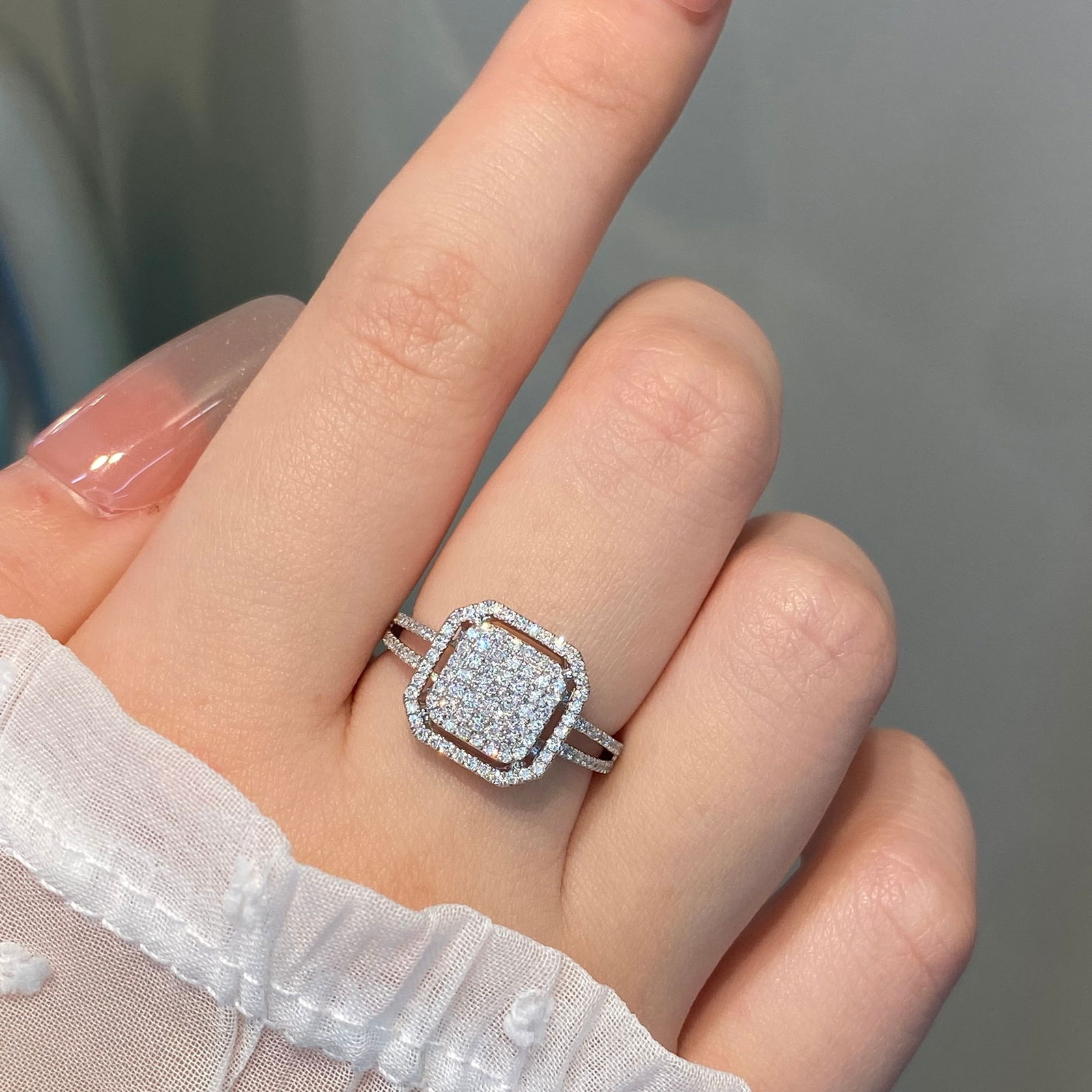 14k Gold 0.5 Ct Natural H Diamond Ring - 9