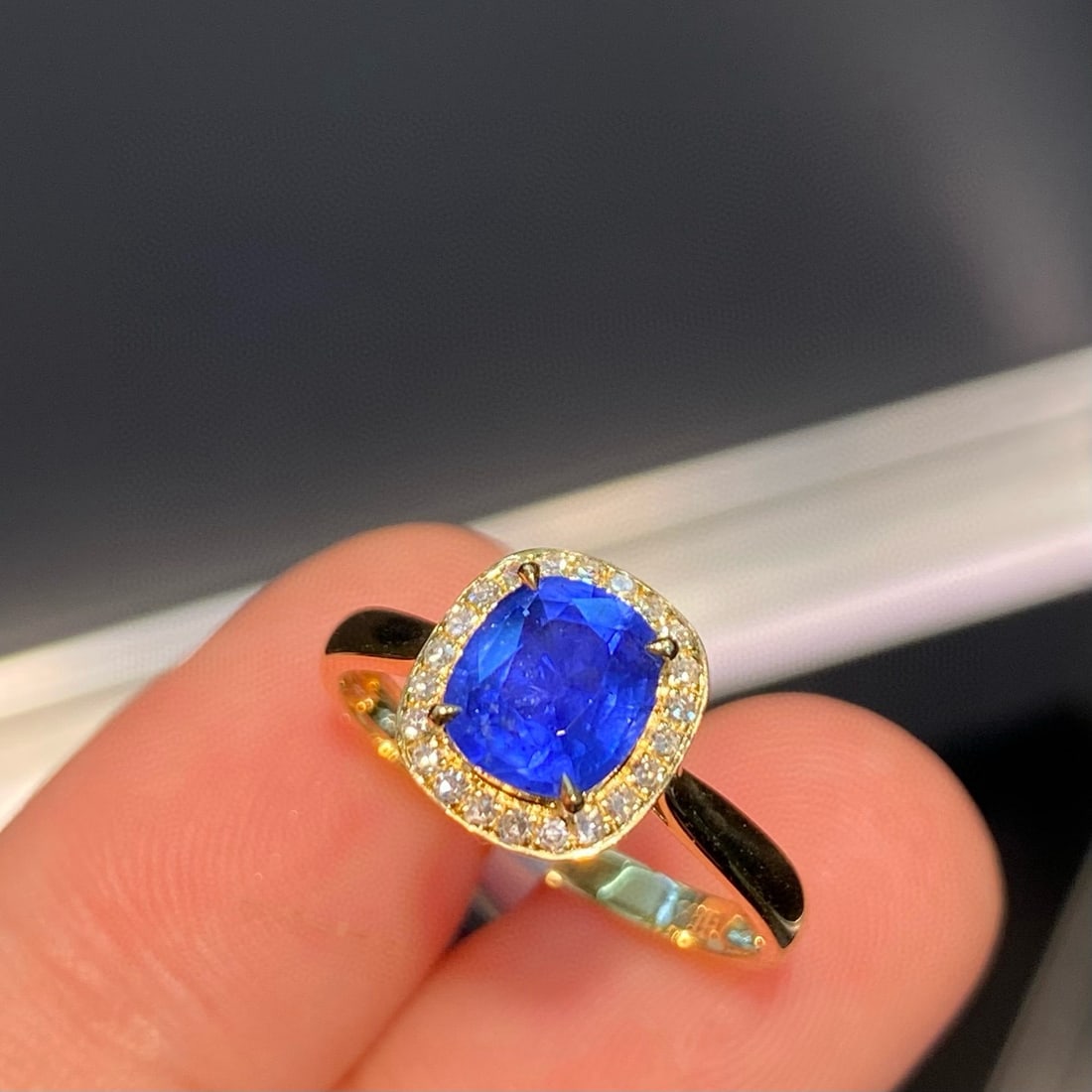 14k Gold 1.16 Ct Natural Sapphire & Diamond Ring - 2