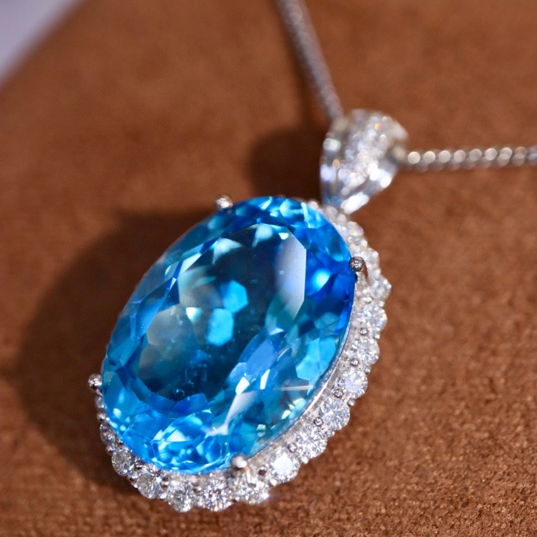 14k Gold 15.88 Ctw Natural Topaz & Diamond Pendant( Without Chain ) - 3