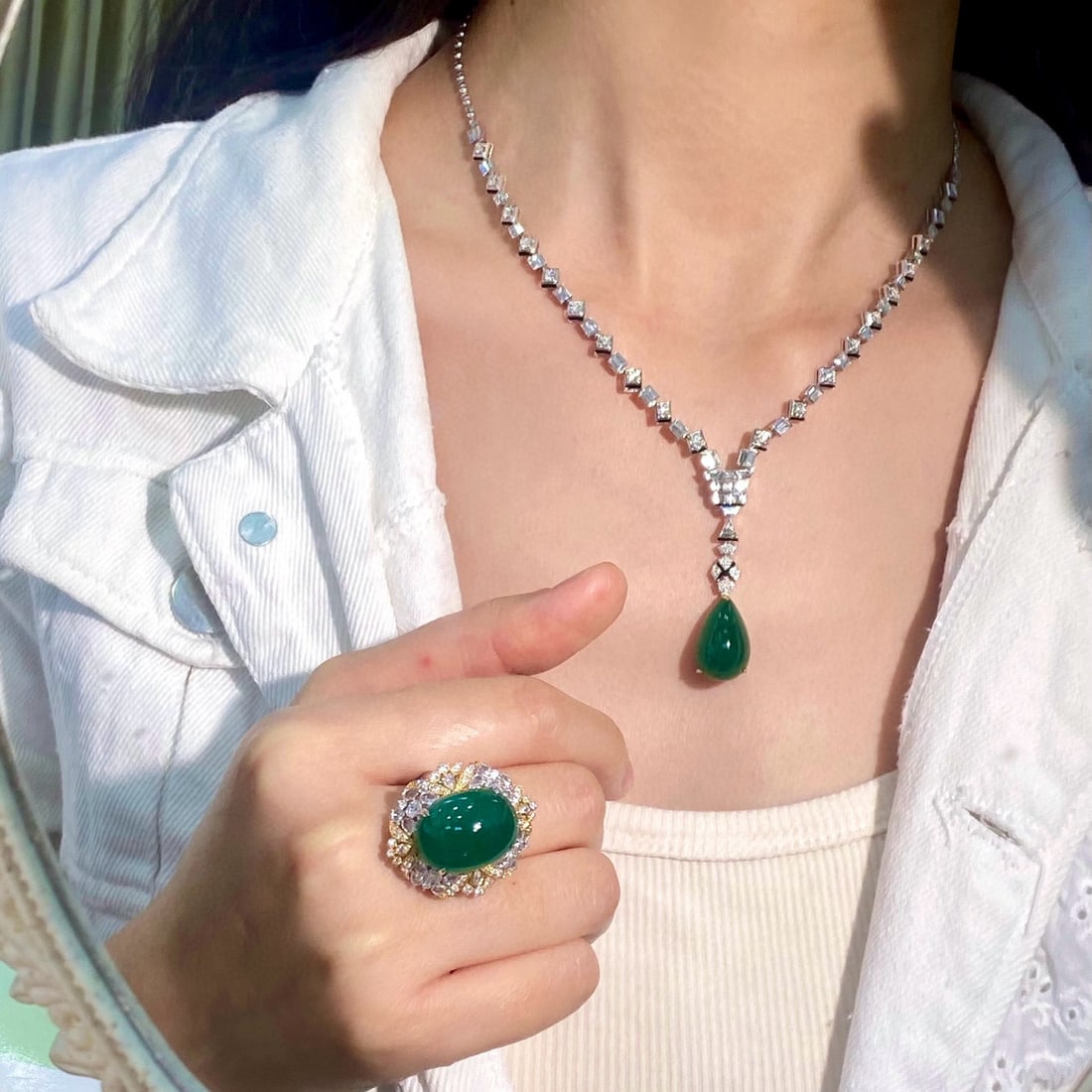 14k Gold 16.40 Ctw Vivid Green Natural Emerald & Diamond Necklace - 8