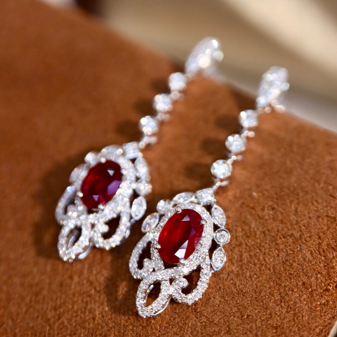14k Gold 1.60 Ctw Vivid Red Natural Ruby & Diamond Earrings - 4