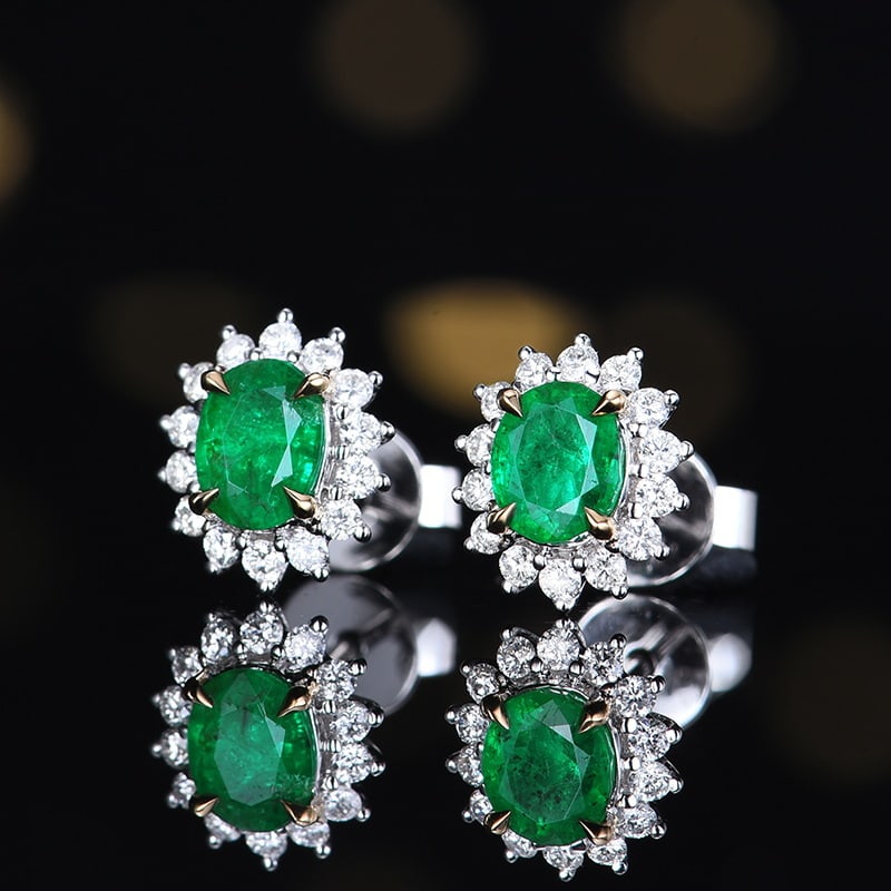 14k Gold 0.79 Ctw Vivid Green Natural Emerald & Diamond Earrings - 2