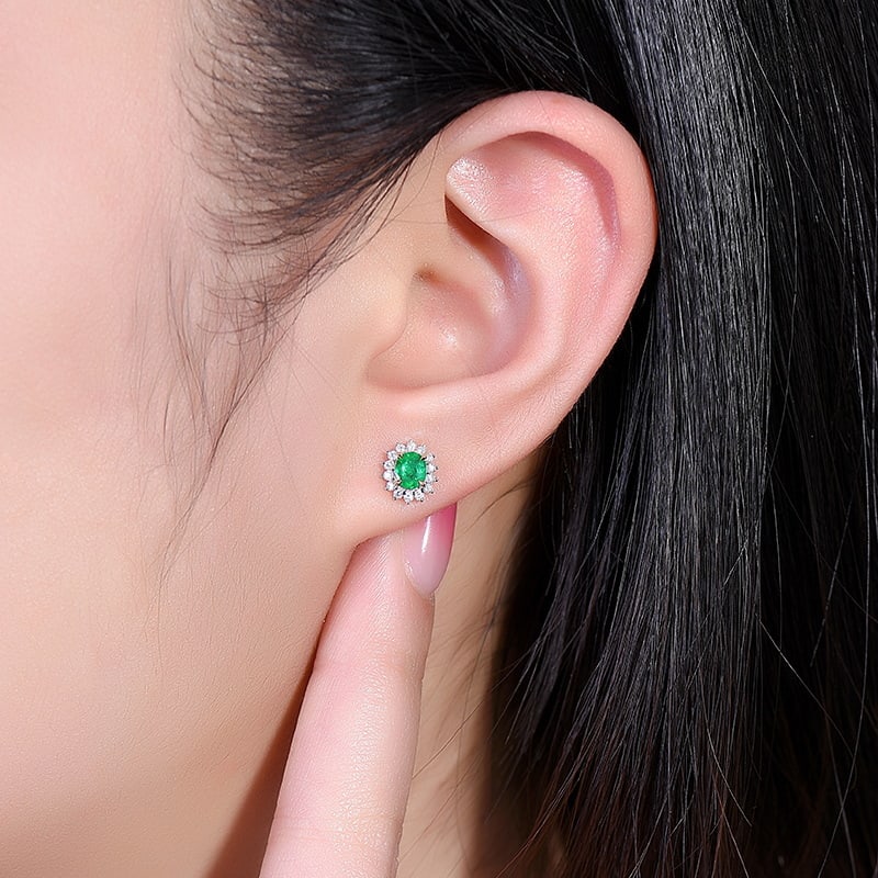 14k Gold 0.79 Ctw Vivid Green Natural Emerald & Diamond Earrings - 7