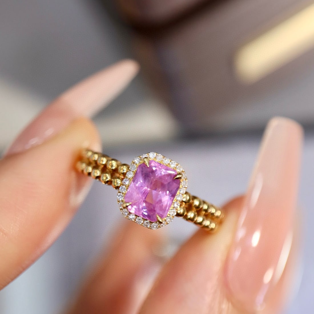 14k Gold 1.64 Ctw Natural Padparadscha Sapphire & Diamond Ring: Ref:230958140 // gold content:14k gold // ring size:7. 25us // // main gemstone:padparadscha sapphire // shape:octagonal // carat weight:1. 14ct // color:orangish pink // treatment:natural // //