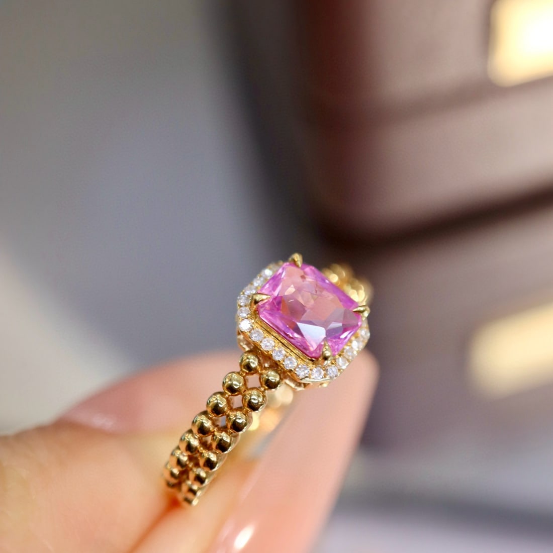 14k Gold 1.64 Ctw Natural Padparadscha Sapphire & Diamond Ring - 3