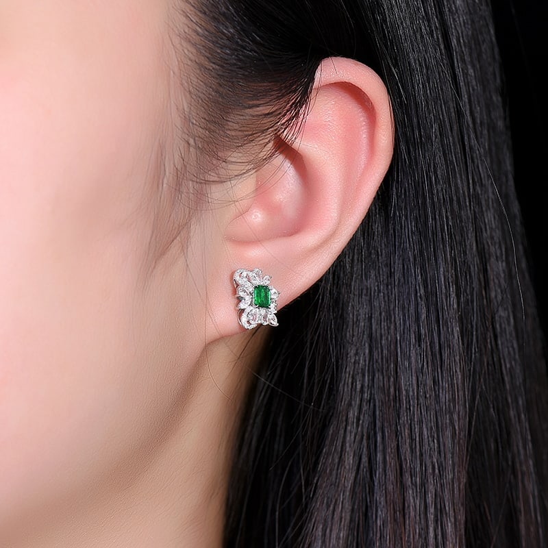 14k Gold 0.72 Ctw Vivid Green Natural Emerald & Diamond Earrings - 5