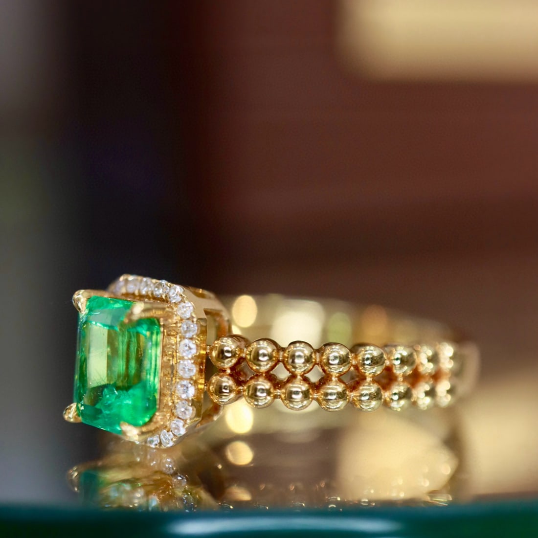 14k Gold 1.38 Ctw Natural Emerald & Diamond Ring - 2