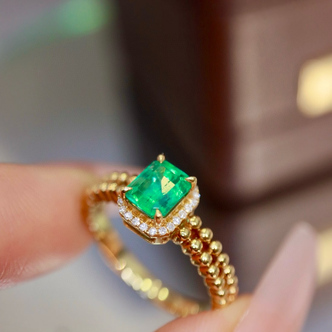 14k Gold 1.38 Ctw Natural Emerald & Diamond Ring - 6