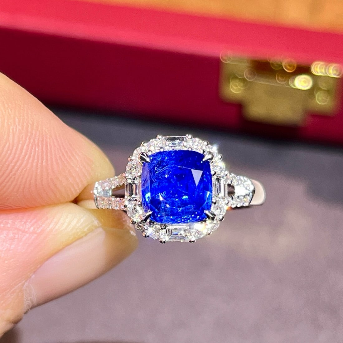 14k Gold 2.62 Ctw Natural Sapphire & Diamond Ring - 2