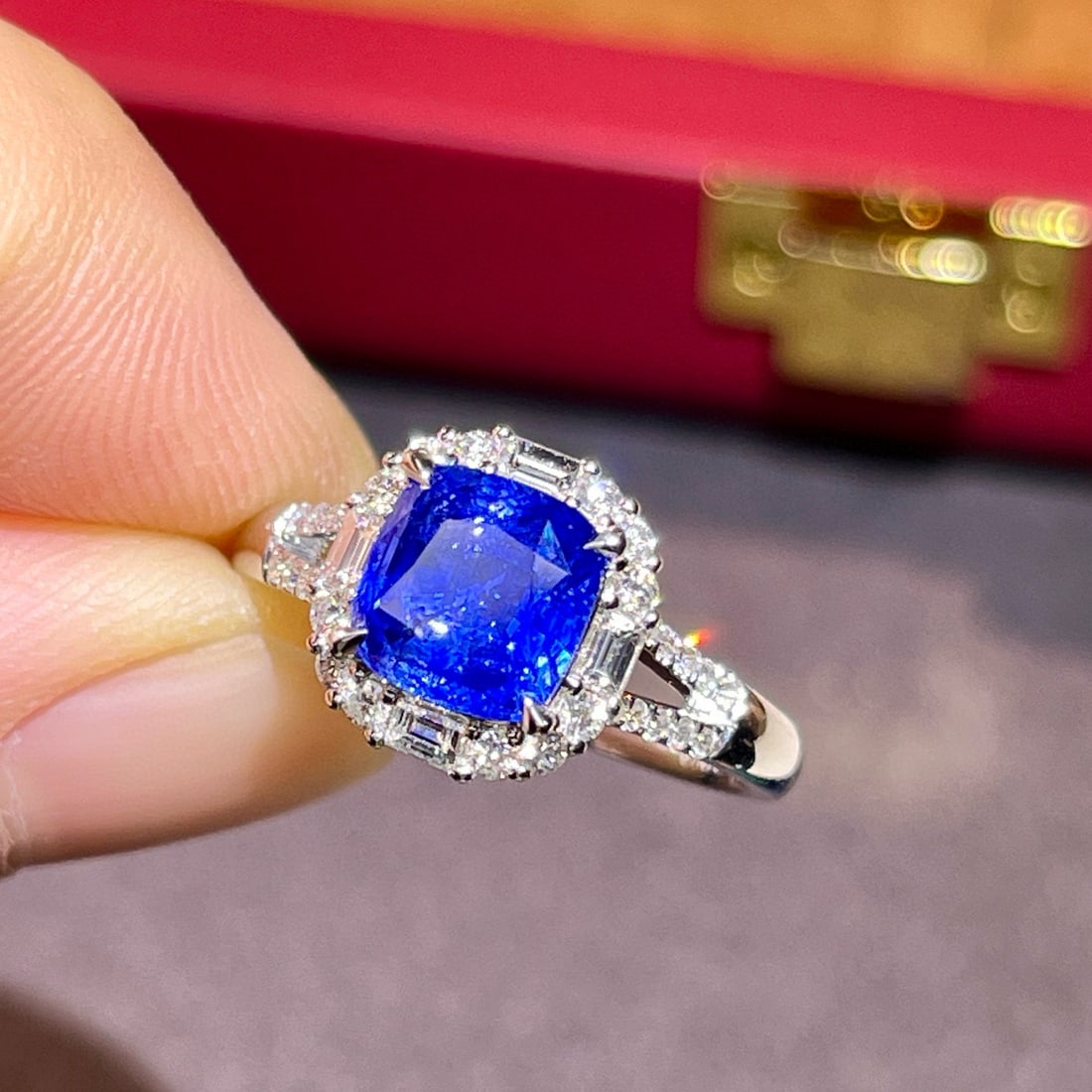 14k Gold 2.62 Ctw Natural Sapphire & Diamond Ring - 4