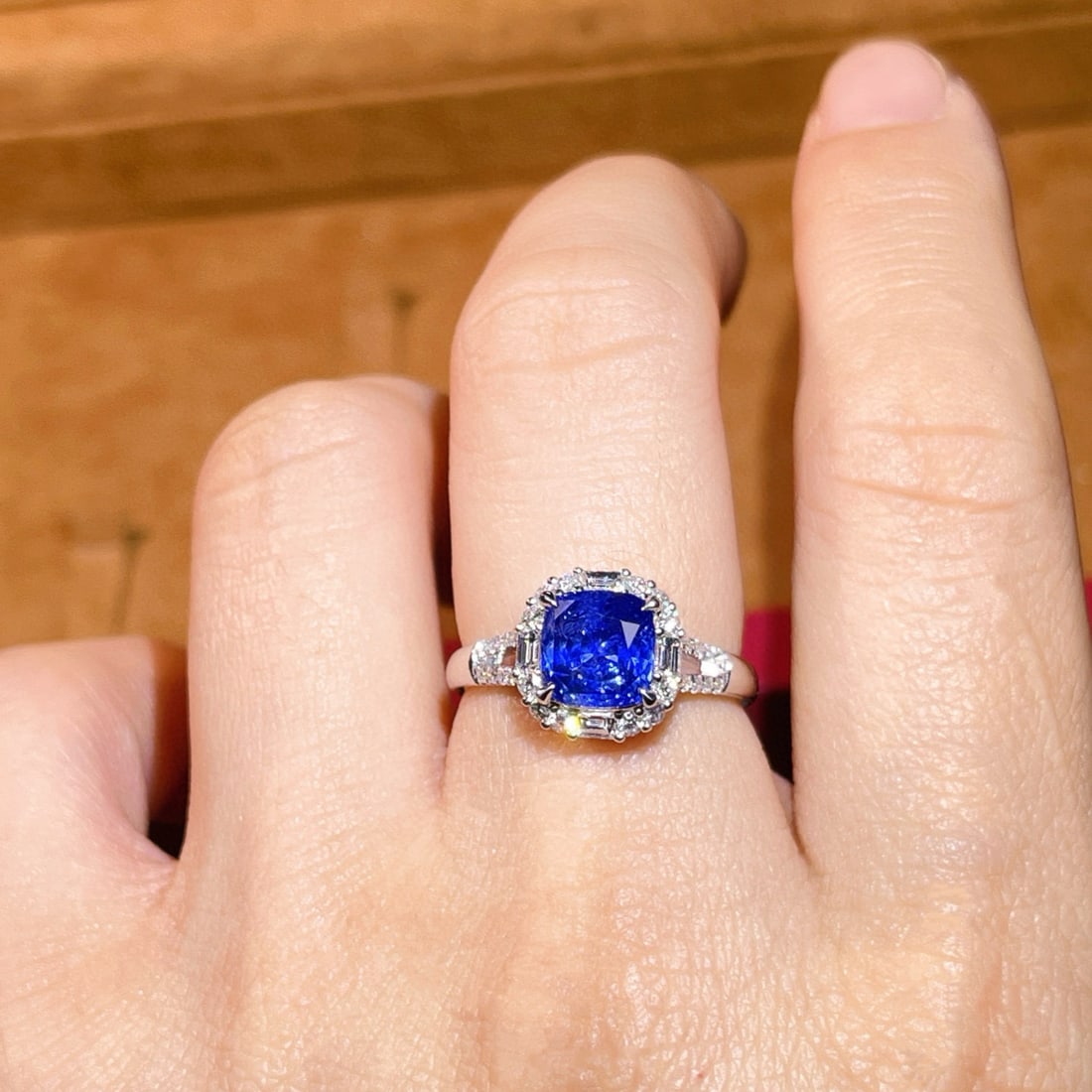 14k Gold 2.62 Ctw Natural Sapphire & Diamond Ring - 8