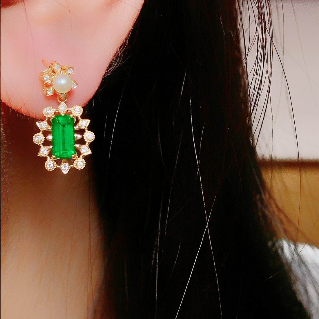 14k Gold 1.21 Ctw Vivid Green Natural Emerald & Diamond Earrings - 3