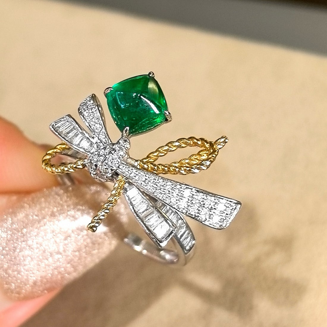 14k Gold 1.75 Ctw Vivid Green Natural Emerald & Diamond Ring - 4