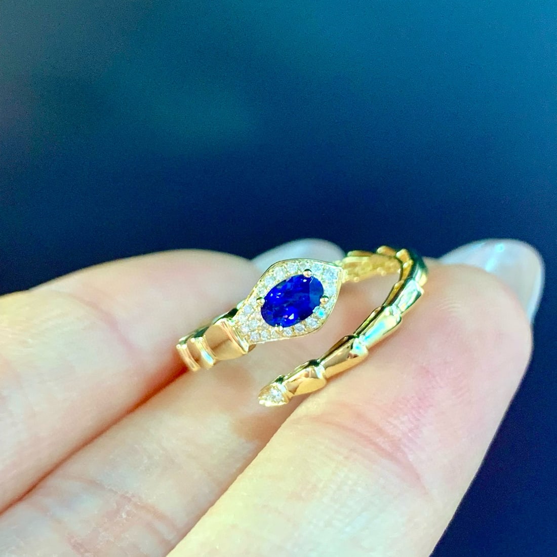14k Gold 0.56 Ctw Natural Sapphire & Diamond Ring: Ref:230958166 // gold content:14k gold // ring size:7. 25us // // main gemstone:sapphire // shape:oval // carat weight:0. 49ct // color:blue // treatment:natural // // adjacent gemstone 2 :
