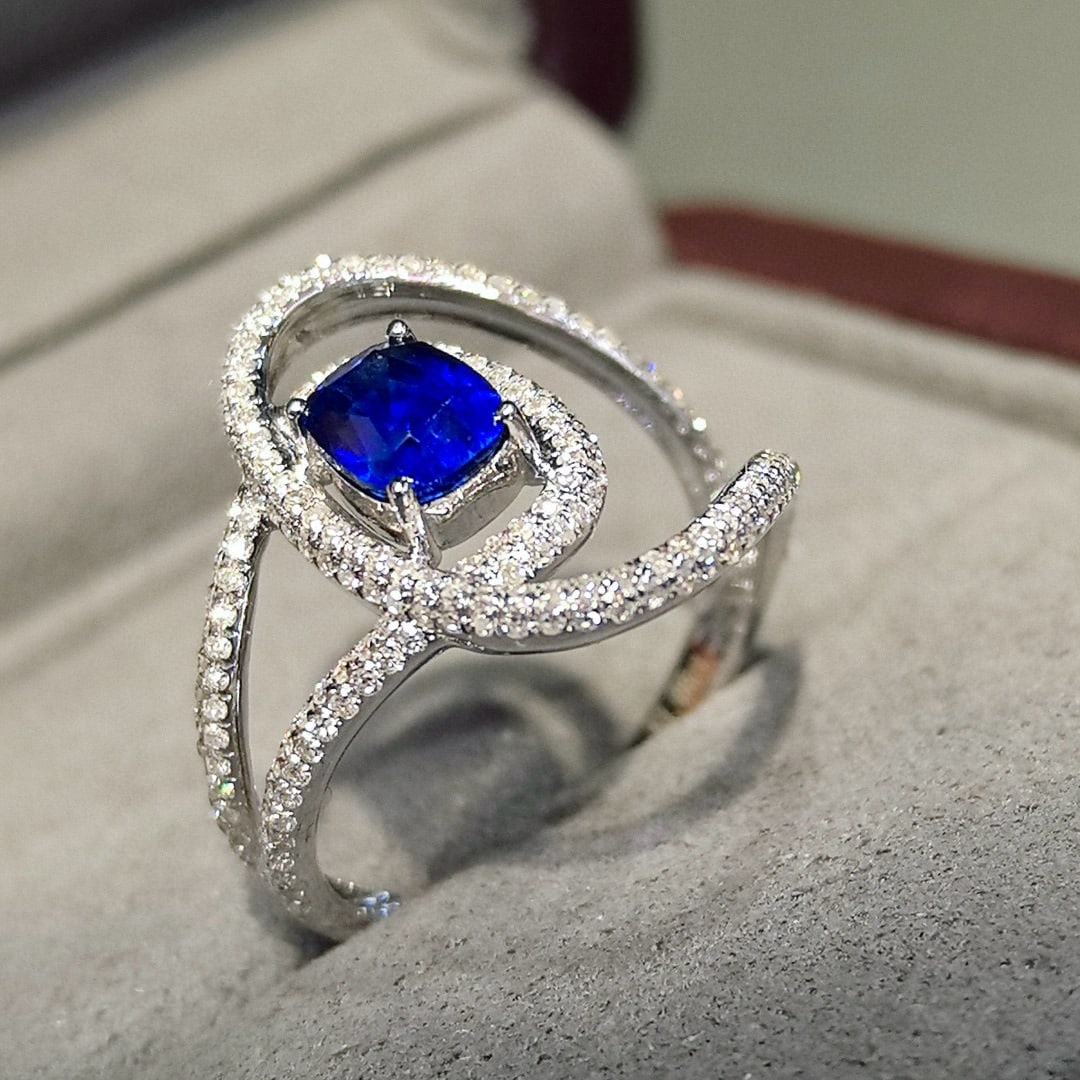 14k Gold 1.71 Ctw Natural Sapphire & Diamond Ring - 4