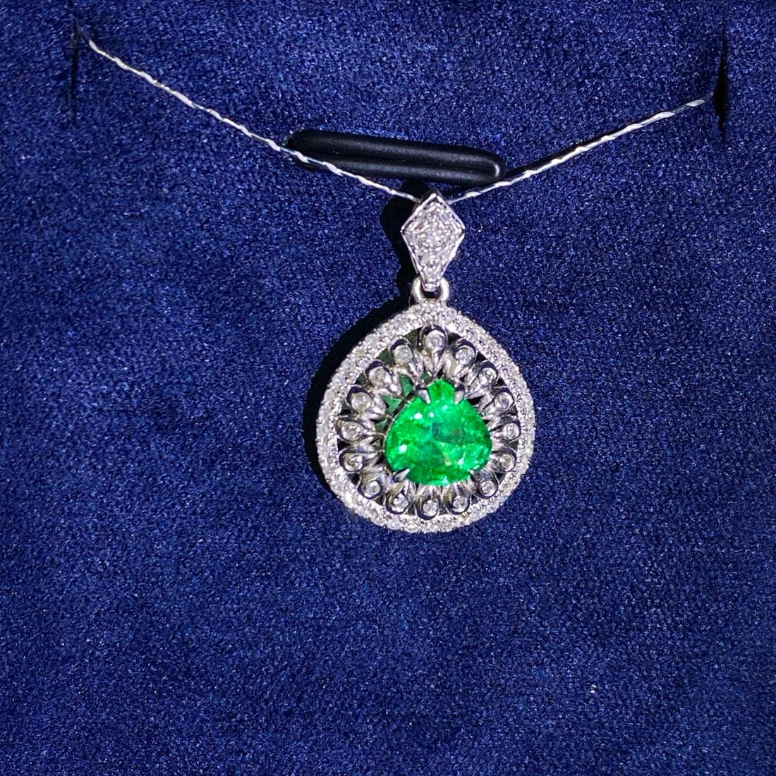 14k Gold 1 Ct Vivid Green Natural Emerald & Diamond Pendant( Without Chain ) - 3