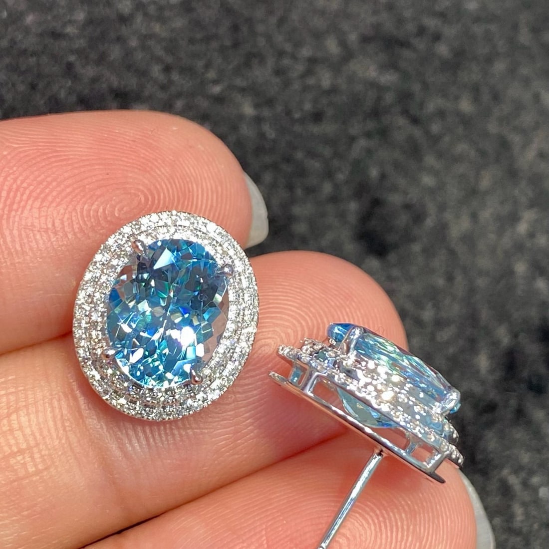 14k Gold 4.42 Ct Natural Aquamarine & Diamond Earrings - 5