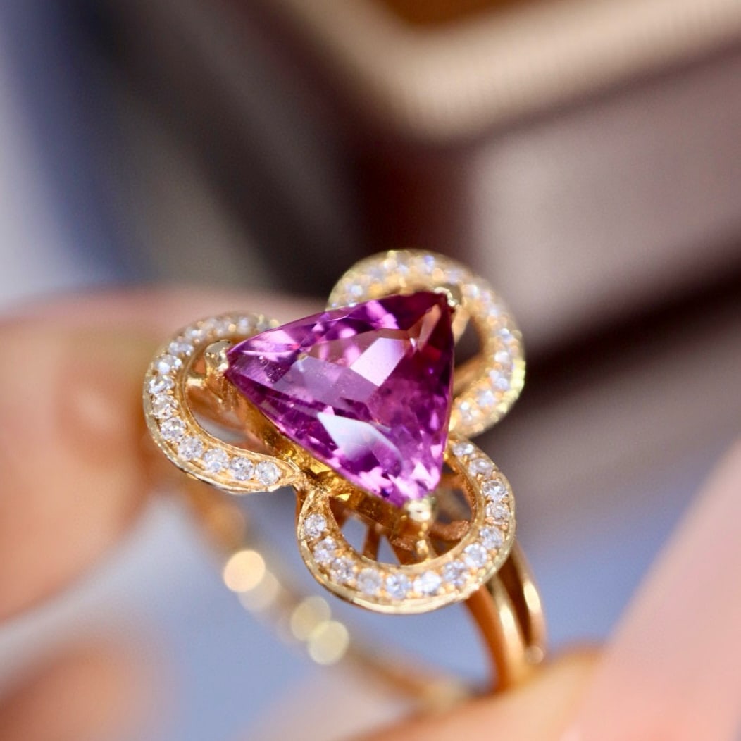 14k Gold 1.38 Ct Natural Tourmaline & Diamond Ring: Ref:230958187 // gold content:14k gold // ring size:7. 25us // // main gemstone:tourmaline // shape:triangle // carat weight:1. 38ct // color:purple // treatment:natural // // adjacent gemstone 2