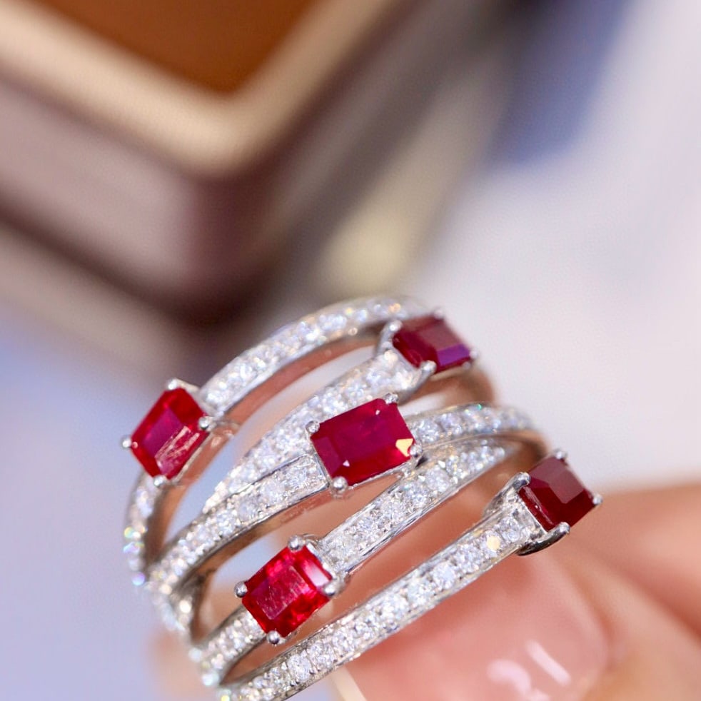 14k Gold 2.19 Ctw Vivid Red Natural Ruby & Diamond Ring - 3