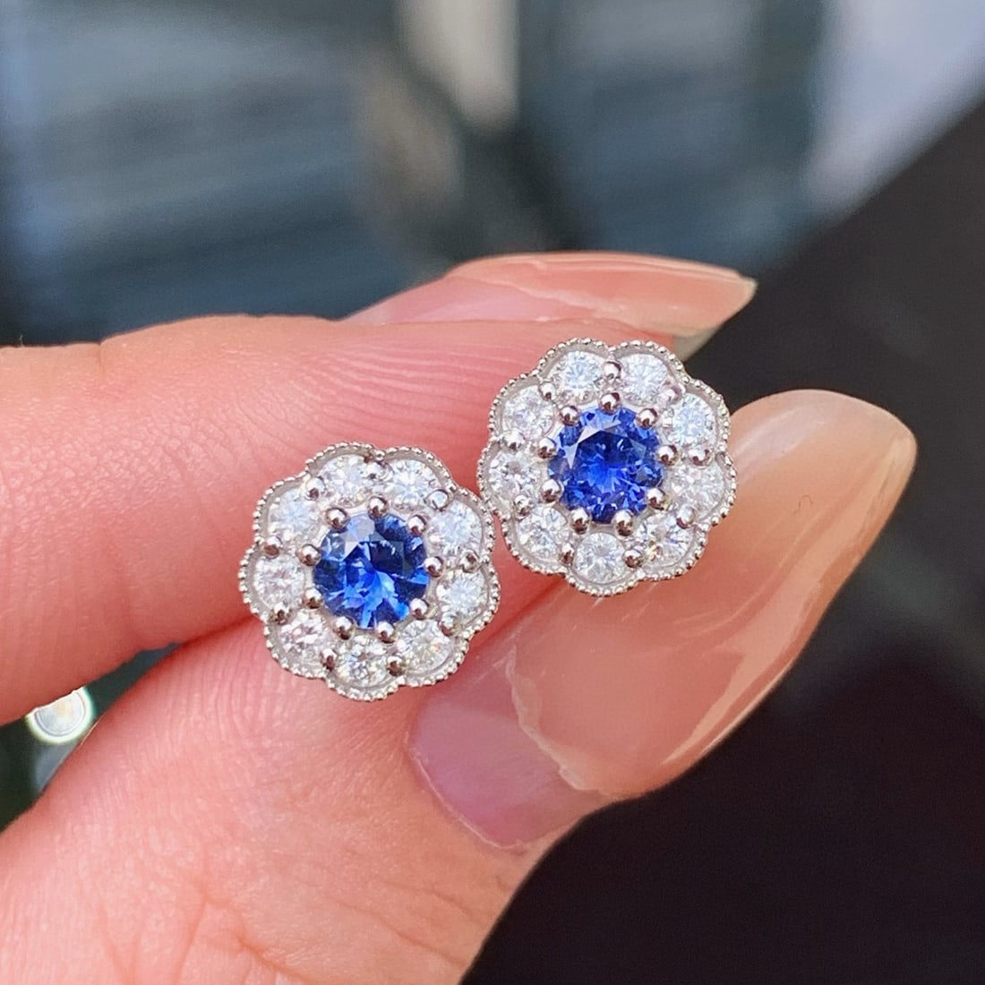 14k Gold 0.98 Ctw Natural Sapphire & Diamond Earrings - 4