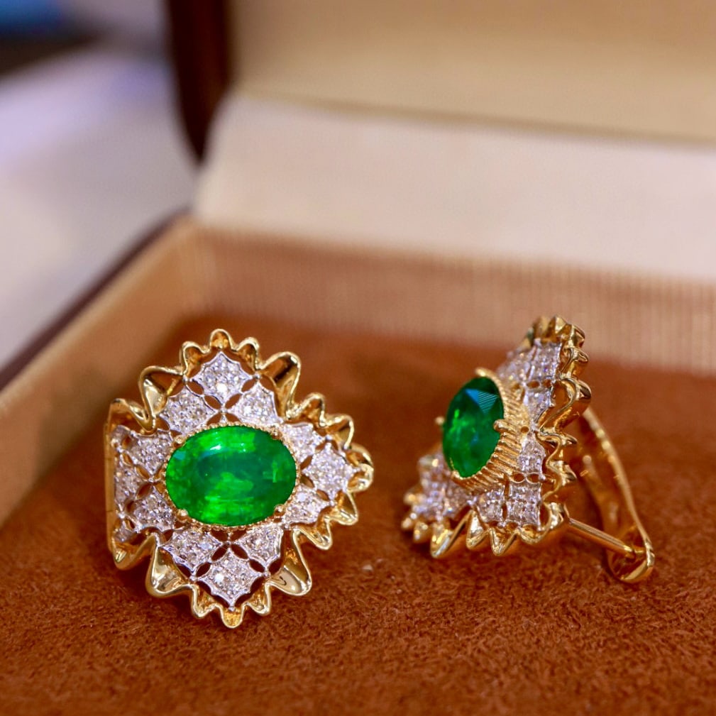 14k Gold 2.41 Ctw Vivid Green Natural Emerald & Diamond Earrings - 3