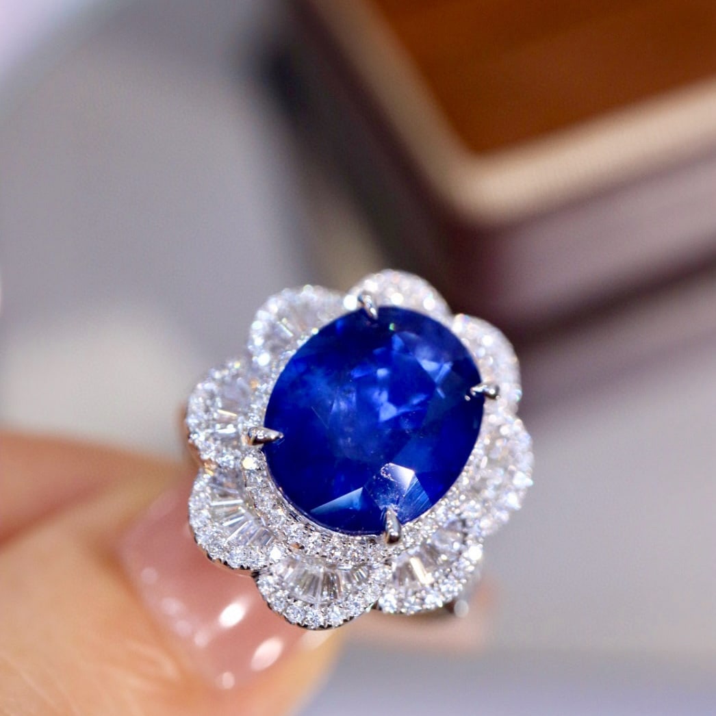 14k Gold 7.16 Ctw Vivid Blue Natural Sapphire & Diamond Ring - 7