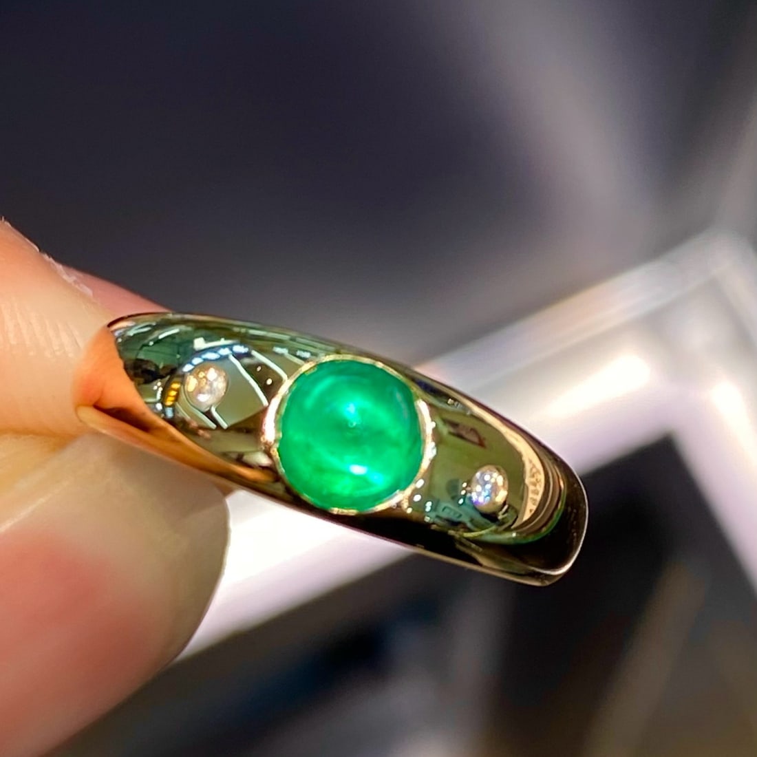 14k Gold 0.76 Ct Natural Emerald & Diamond Ring - 2