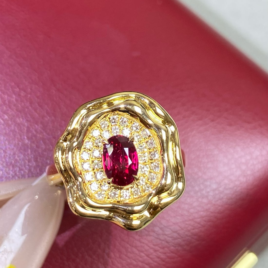 14k Gold 0.62 Ct Natural Ruby & Diamond Ring: Ref:230958209 // gold content:14k gold // ring size:7. 25us // // main gemstone:ruby // shape:oval // carat weight:0. 62ct // color:red // treatment:natural // // adjacent gemstone 2 : diamond // numb