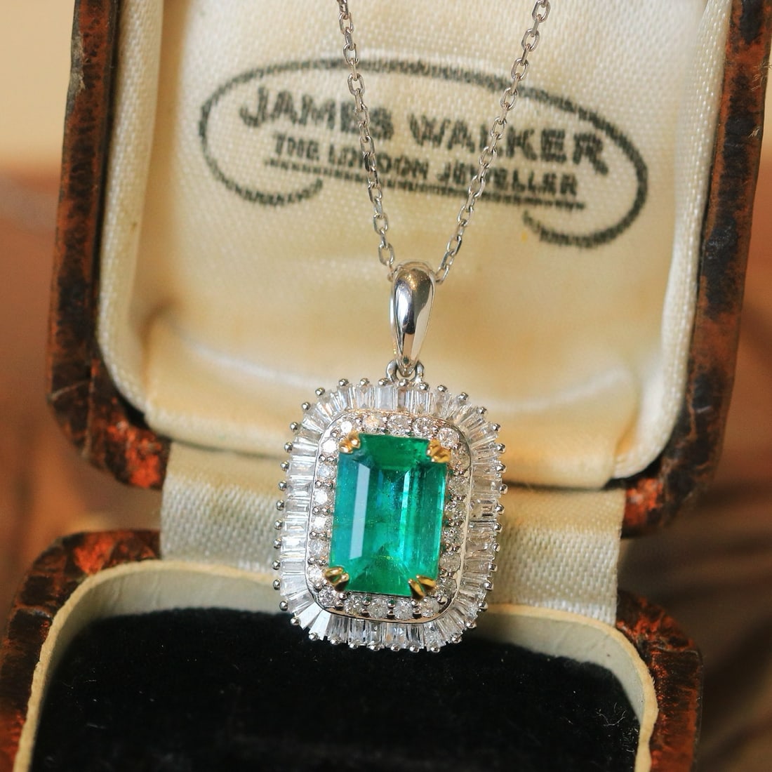 14k Gold 1.96 Ctw Natural Emerald & Diamond Pendant( Without Chain ) - 2