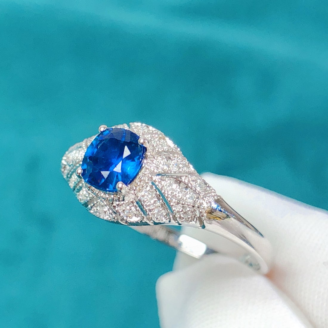 14k Gold 0.65 Ctw Natural Sapphire & Diamond Ring: Ref:230958215 // gold content:14k gold // ring size:7. 25us // // main gemstone:sapphire // shape:cushion // carat weight:0. 57ct // color:royal blue // treatment:natural // // adjacent gemstone 2 : d