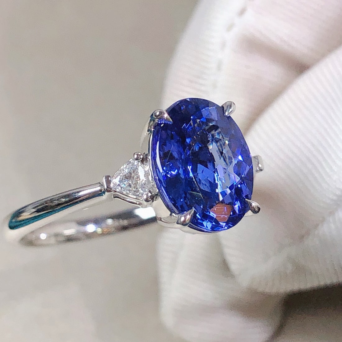 14k Gold 2.97 Ctw Natural Tanzanite & Diamond Ring - 3