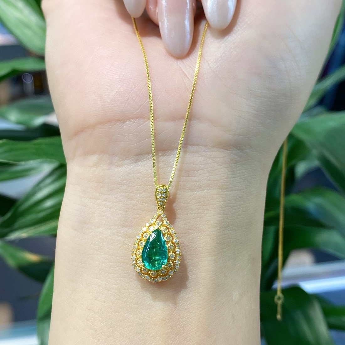 14k Gold 0.9 Ct Natural Emerald & Diamond Pendant( Without Chain ) - 3