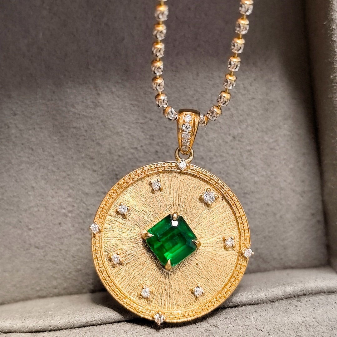 14k Gold 0.78 Ctw Vivid Green Natural Emerald & Diamond Pendant( Without Chain ) - 2