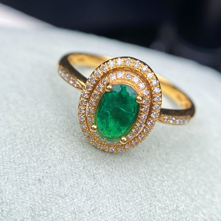 14k Gold 0.55 Ct Vivid Green Natural Emerald & Diamond Ring: Ref:230958247 // gold content:14k gold // ring size:7. 25us // // main gemstone:emerald // shape:oval // carat weight:0. 55ct // color:vivid green // treatment:natural // // adjacent gemstone 2 : diam