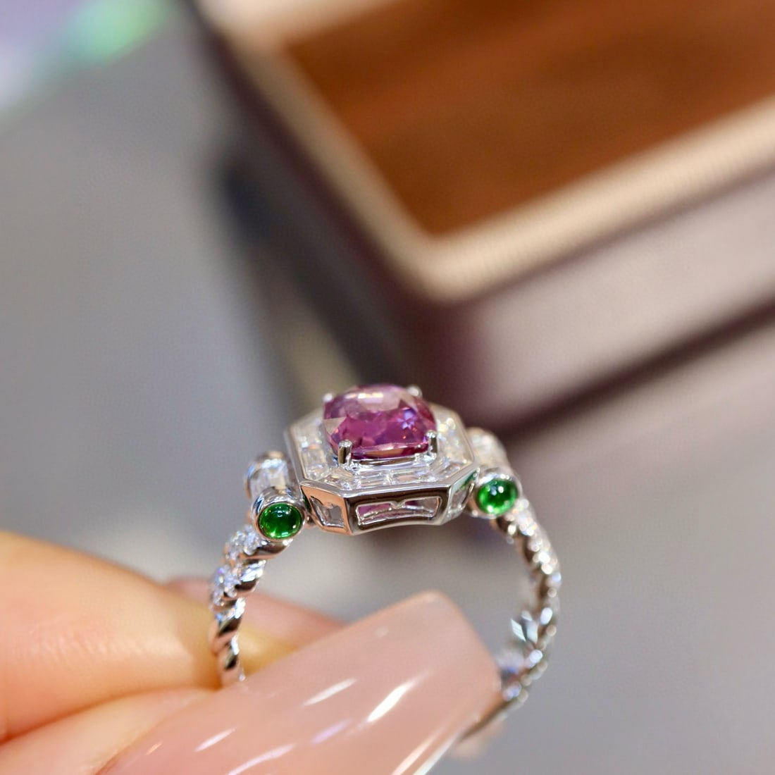 14k Gold 2.07 Ctw Natural Sapphire & Diamond Ring - 8