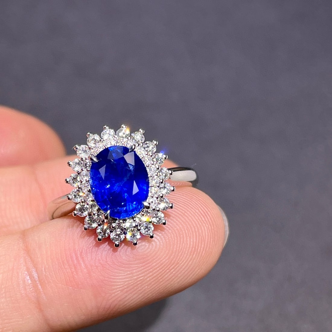 14k Gold 3.05 Ctw Natural Sapphire & Diamond Ring - 4