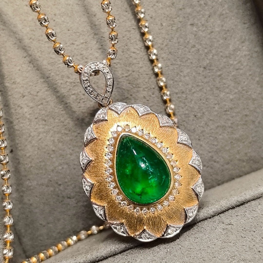 14k Gold 2.98 Ctw Vivid Green Natural Emerald & Diamond Pendant( Without Chain ) - 2