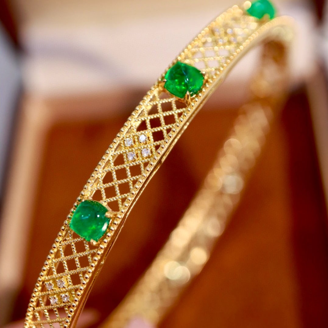 14k Gold 2.98 Ctw Natural Emerald & Diamond Bangle - 2