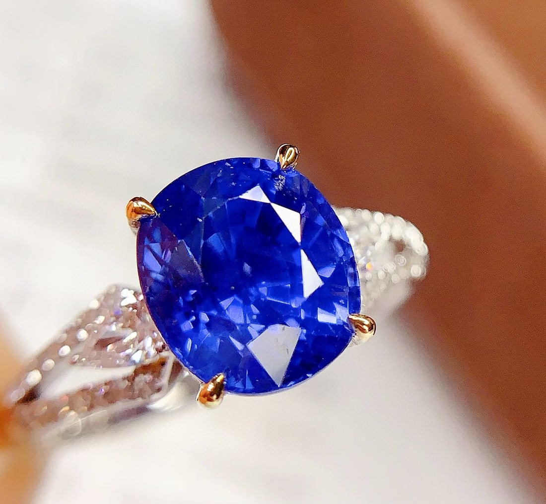 14k Gold 3.5 Ct Natural Sapphire & Diamond Ring - 3