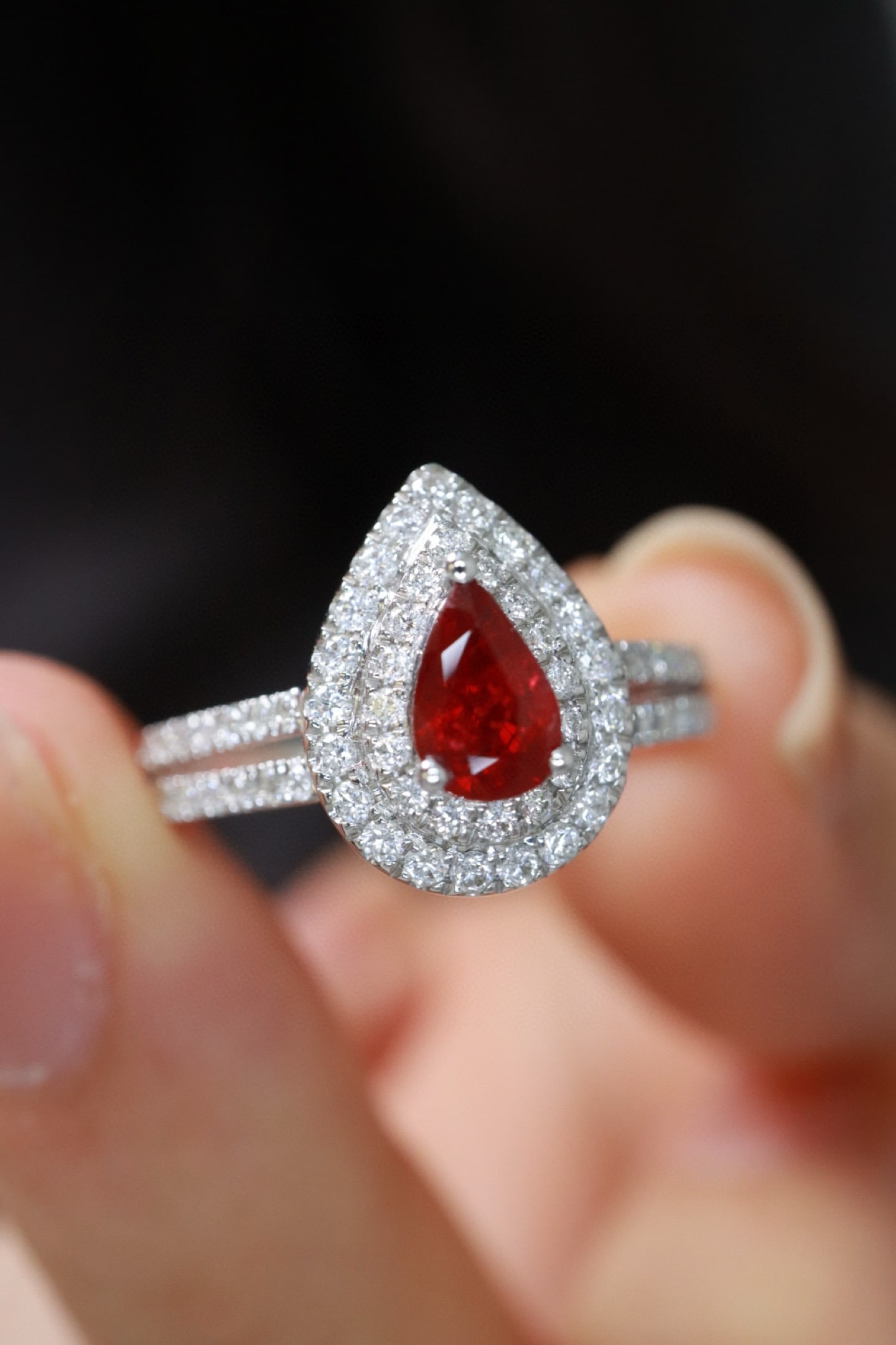 14k Gold 0.89 Ctw Natural Ruby & Diamond Ring - 2