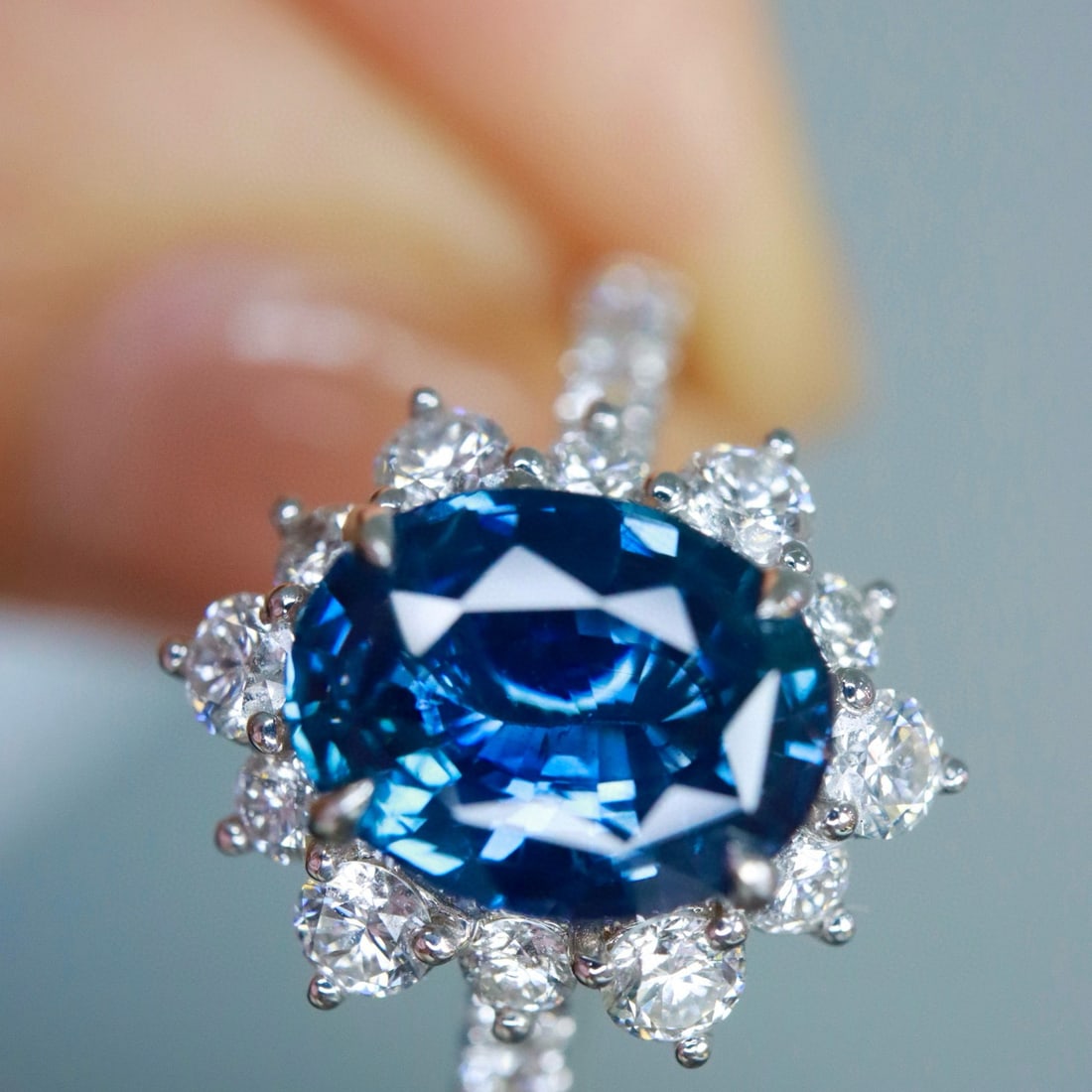 14k Gold 2.12 Ctw Natural Sapphire & Diamond Ring - 4